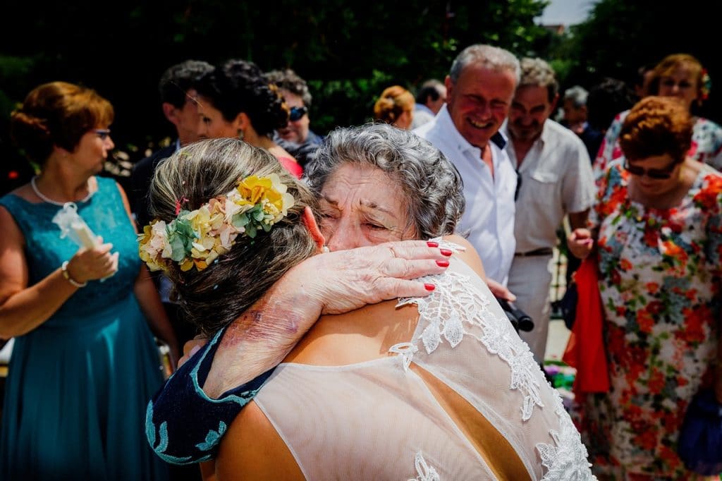 Peinados para boda 2024-2025 Tendencias que te sorprenderán peinado con diadema